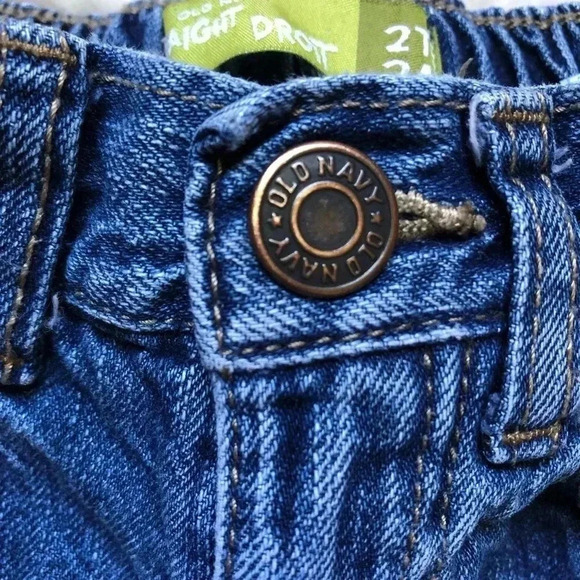 Old Navy Toddler Jeans Straight Leg  Size 2T - Picture 5 of 12